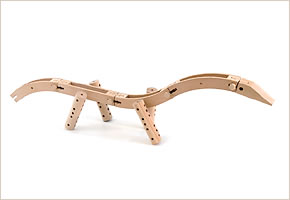童具館クムンダ’23の積木の作品例「恐竜」